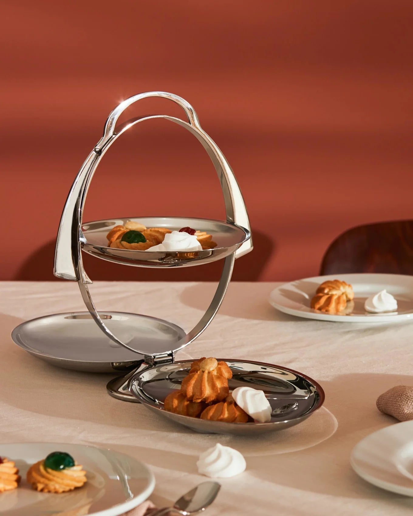 Anna Gong cake stand - Alessi